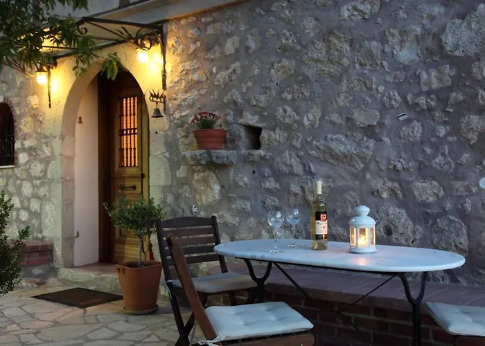 Gragada House *